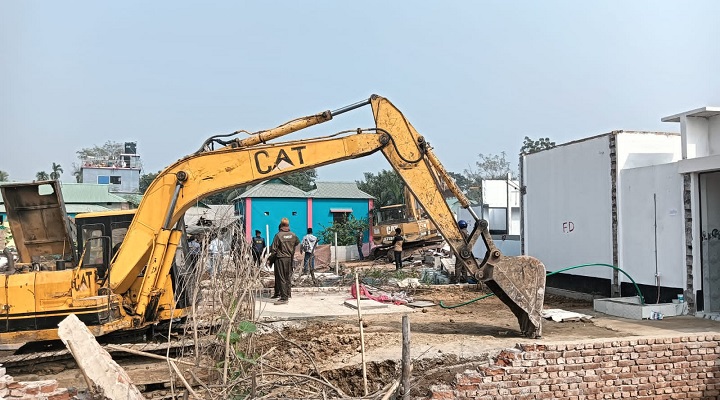 গাজীপুরে তিন একর বনভূমি উদ্ধার 