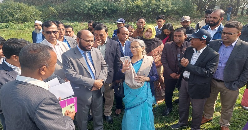 বাইক্কা বিল মৎস্য অভয়াশ্রম পরিদর্শনে উপদেষ্টা ফরিদা আক্তার। ছবি: প্রতিনিধি