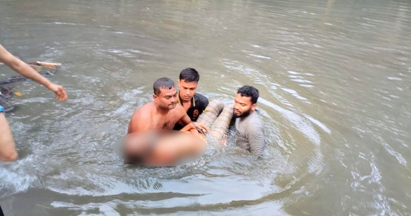 পুকুর থেকে বৃদ্ধের ডুবন্ত মরদেহ উদ্ধার। ছবি: প্রতিনিধি