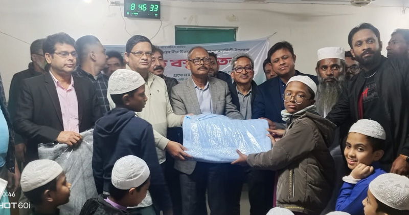 ছবি : খোলা কাগজ