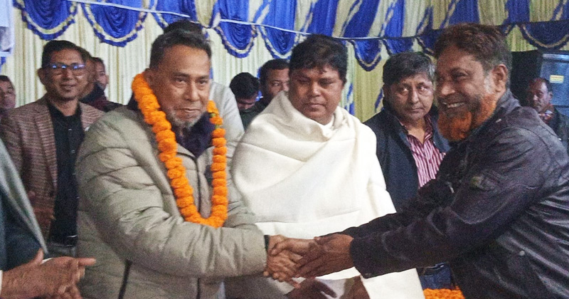 ছবি : খোলা কাগজ