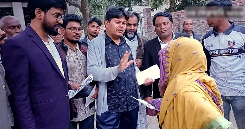 পাবনায় ধানের শীষের ভোট চাইলেন পাবিপ্রবি শিক্ষক ড. কামরুজ্জামান 