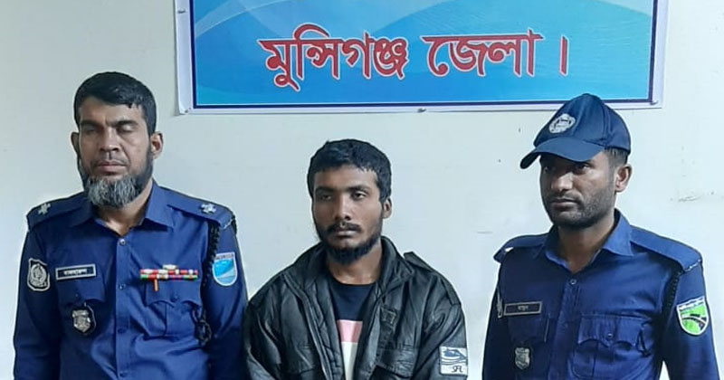 গজারিয়ায় সেনাবাহিনীর অভিযানে নৌ ডাকাত আটক, শটগান ও গুলি উদ্ধার