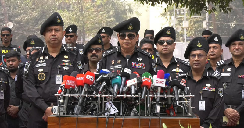 কেন্দ্রীয় শহীদ মিনারসহ সমগ্র দেশে কঠোর নিরাপত্তা ব্যবস্থা