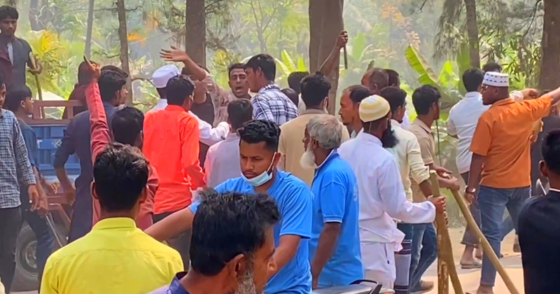 ছবি : খোলা কাগজ