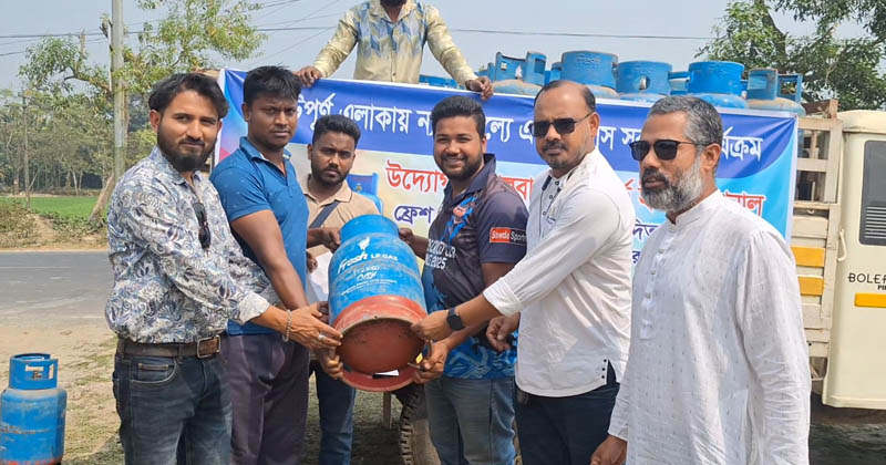 রমজান উপলক্ষে কিশোরগঞ্জে ন্যায্যমূল্যে এলপি গ্যাস সরবরাহে স্বস্তি