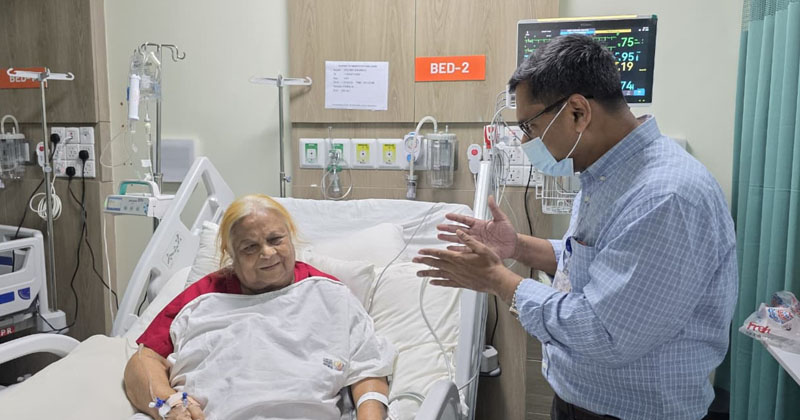 ছবি: খোলা কাগজ