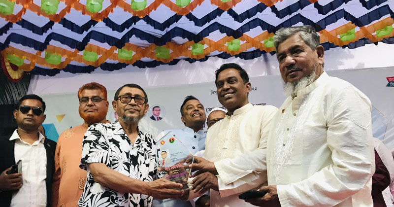 স্বাস্থ্যমন্ত্রী সরদার সাখাওয়াত হোসেন বকুল