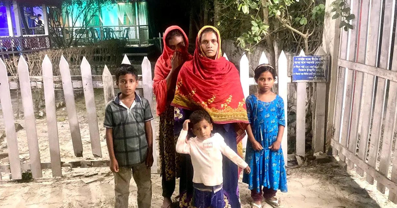 ছবি : খোলা কাগজ