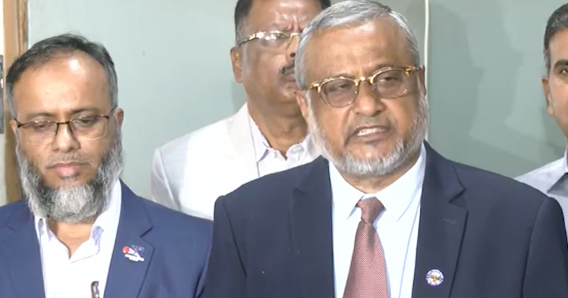 সংবাদকর্মীদের মুখোমুখি একেএম আসাদুজ্জামান