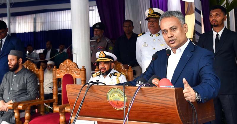 ছবি: খোলা কাগজ