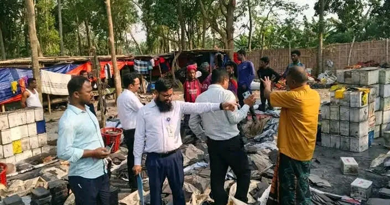 ছবি : খোলা কাগজ