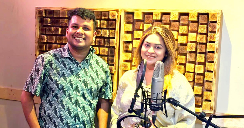 ছবি: খোলা কাগজ