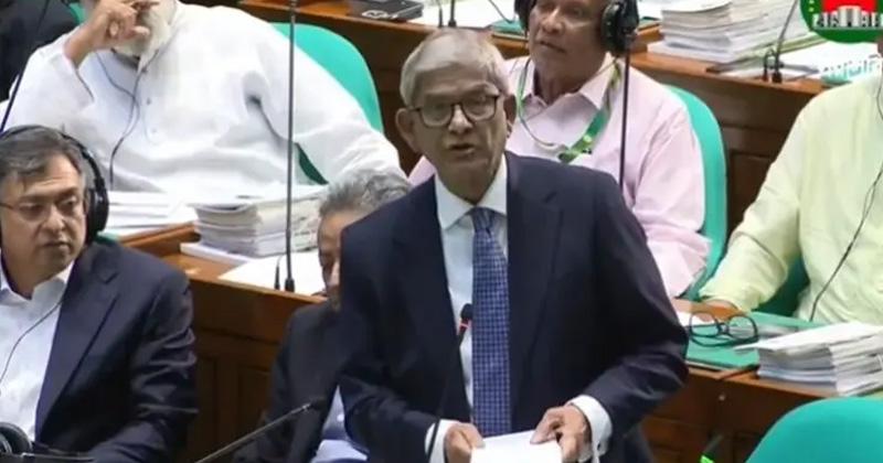 জাতীয় সংসদে স্থানীয় সরকারমন্ত্রী মির্জা ফখরুল ইসলাম আলমগীর