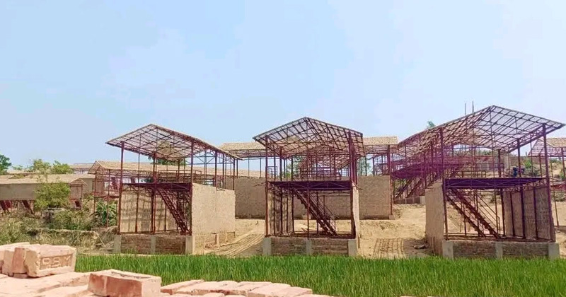 ছবি : খোলা কাগজ