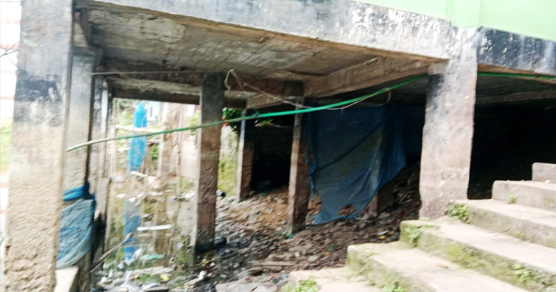 ছবি : খোলা কাগজ