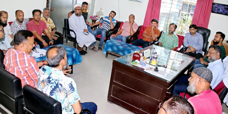 আরামবাগ হাই স্কুল অ্যান্ড কলেজ এক্স স্টুডেন্ট ফোরাম-প্রিন্সিপাল সৌজন্য সাক্ষাৎ