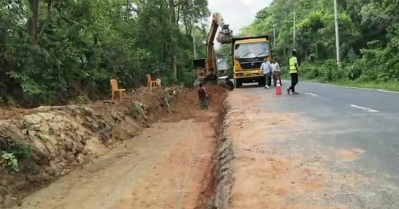 চট্টগ্রাম-কক্সবাজার মহাসড়কে চুনতিতে চার লেনের কাজ শুরু