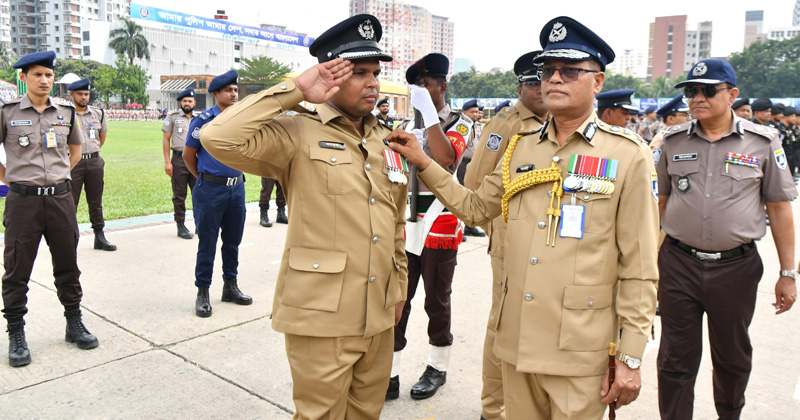 কাশিয়ানীতে অপরাধ দমনে ওসির সাফল্য, পেলেন আইজিপি পদক