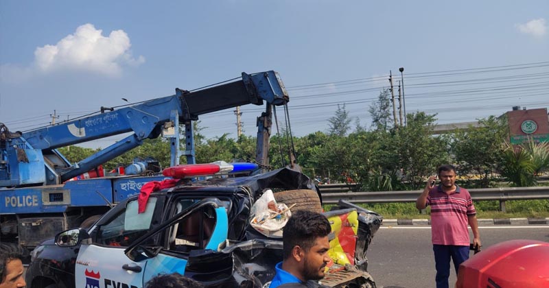 কেরানীগঞ্জে সড়ক দুর্ঘটনায় নিহত ২, আহত ৪
