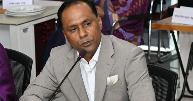 বক্তব্য দিচ্ছেন কায়সার কামাল