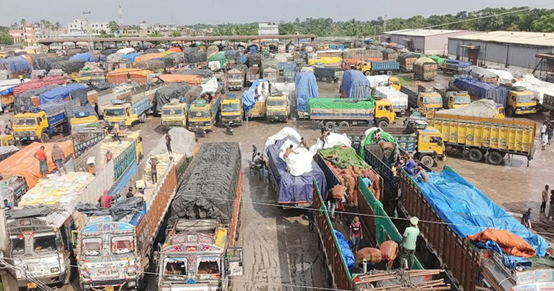 ভোমরা বন্দরে ১১ মাসে রাজস্ব ঘাটতি হাজার কোটি টাকা ছাড়াল
