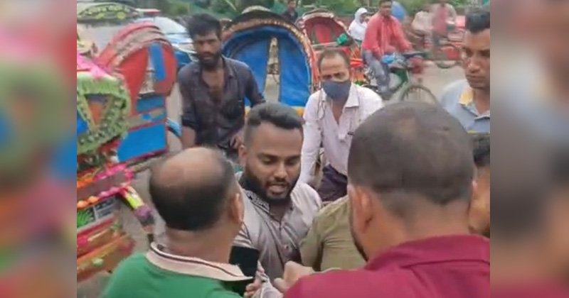 মোহাম্মদপুরে আ. লীগের ১০ নেতাকর্মীকে পুলিশে দিল ছাত্রদল