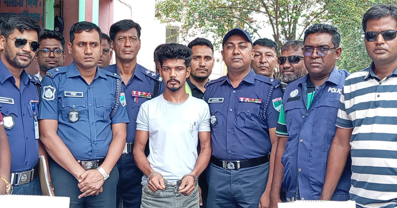 মেহেরপুরে মাটির নিচে লুকানো ১১ ভরি স্বর্ণ চুরি, গ্রেপ্তার ১