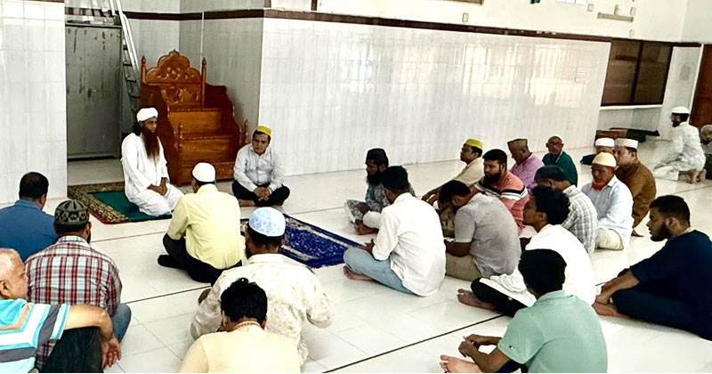 ছবি: খোলা কাগজ