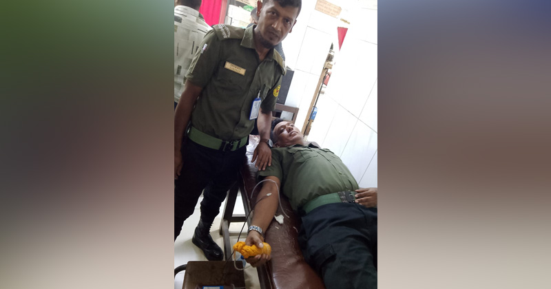 ছবি: খোলা কাগজ