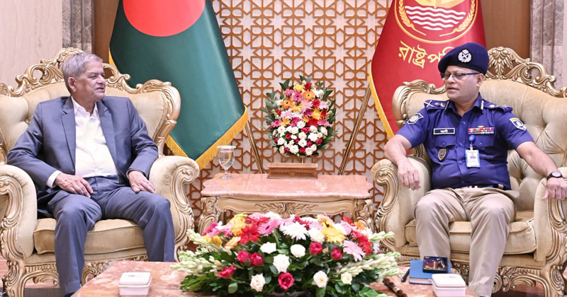 ছবি: খোলা কাগজ