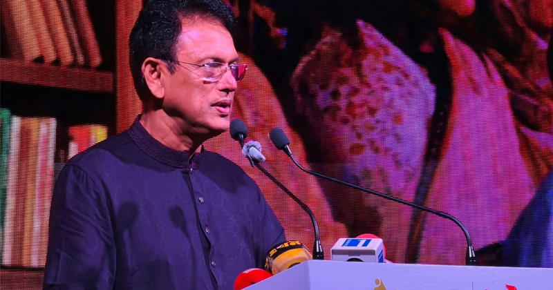 ছবি: খোলা কাগজ