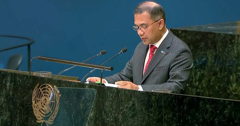 বক্তব্য দিচ্ছেন তারেক রহমান