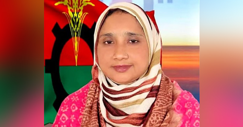 স্পিকারের কাছে পদত্যাগপত্র জমা দিলেন এমপি মিষ্টি