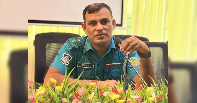 আহত এসআই হানিফ মাহমুদ।