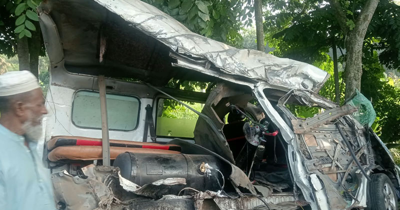 ফরিদপুরে এক ঘণ্টার ব্যবধানে দুই দুর্ঘটনা, মা-ছেলেসহ নিহত পাঁচ