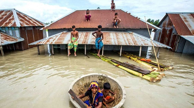 বন্যায় ৯ লাখ মানুষ ক্ষতিগ্রস্ত, ৭৪ জনের প্রাণহানি