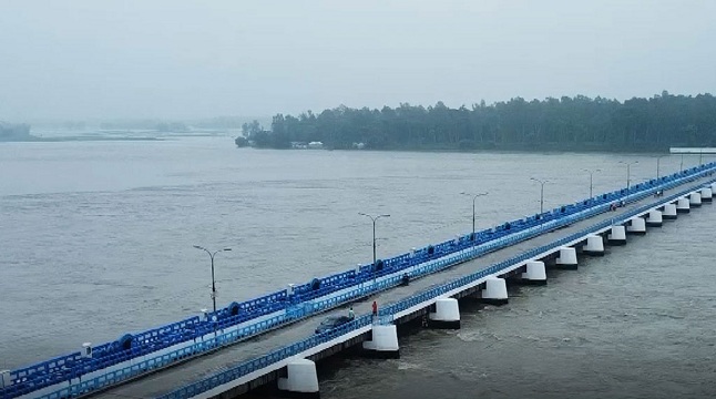 বাড়ছে নদ-নদীর পানি, চার জেলায় প্লাবনের শঙ্কা